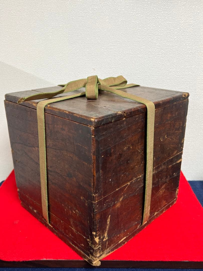 中国古美術　青磁袴腰香炉　龍泉窯香炉 F1-10