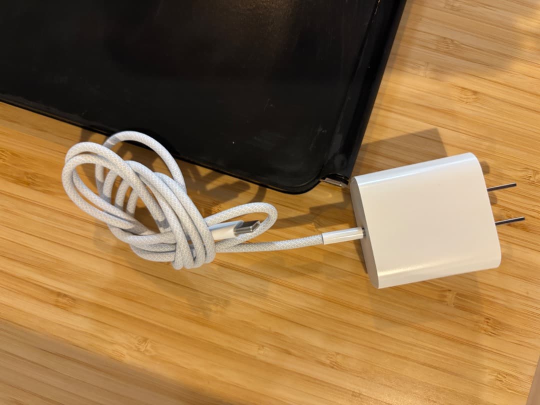 iPad Pro 11 第2世代スペースグレー Magic Keyboard付