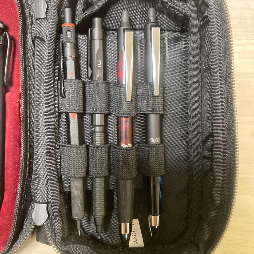 シャーペン　ボールペンまとめ売り　筆箱付き