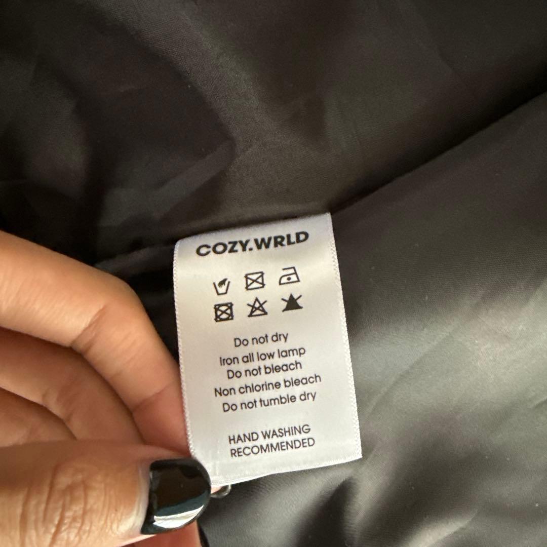cozyWORLDWIDE ブラックジャケット ファー付き