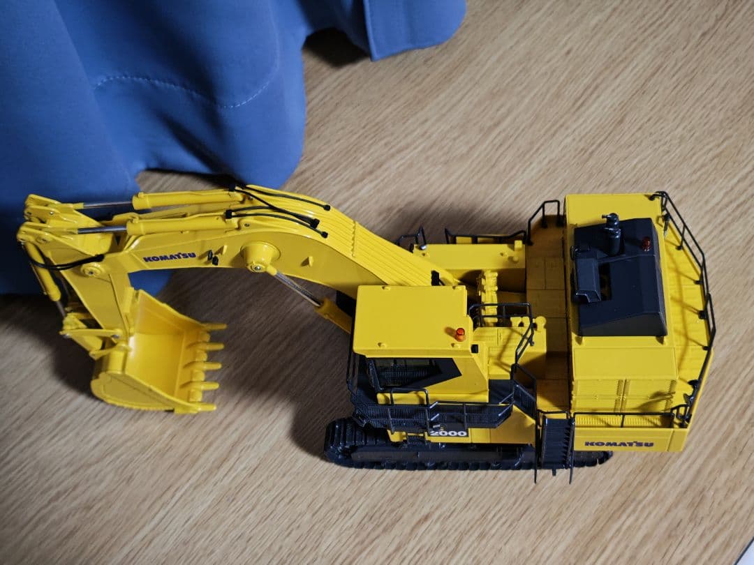 コマツ建機 KOMATSU 1/50 PC2000-8 ダイキャストモデル