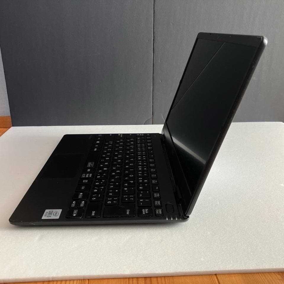 SONY VAIO Pro PK/ 第8世代Corei5/ 8GB