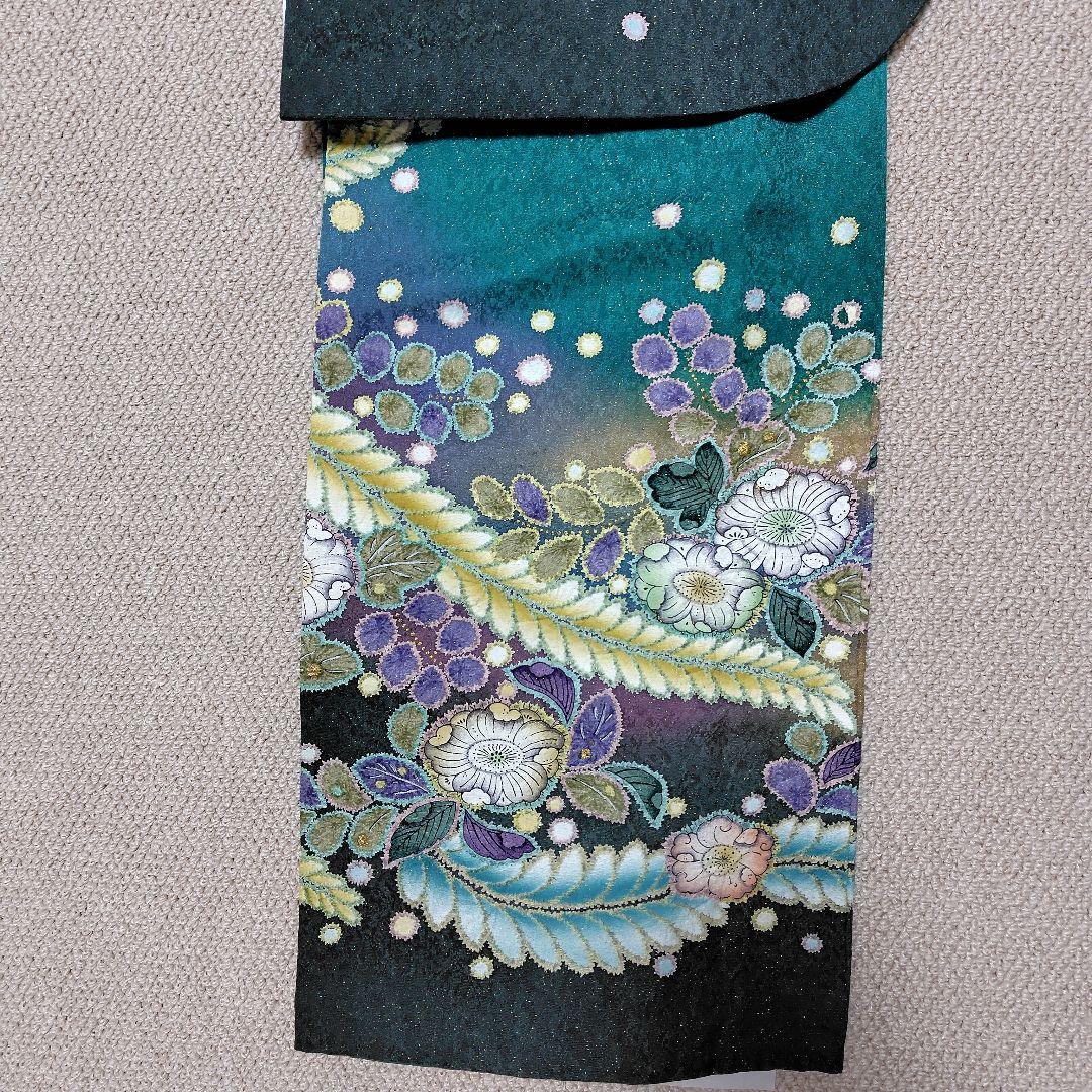 振袖 深い緑色 花柄　辻ヶ花
