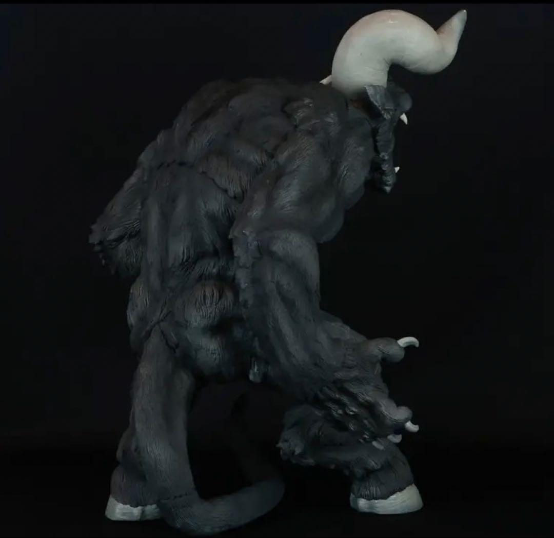 【新品未開封】 ベルセルク ゾッド 片角Ver. ブラック ソフビスタチュー