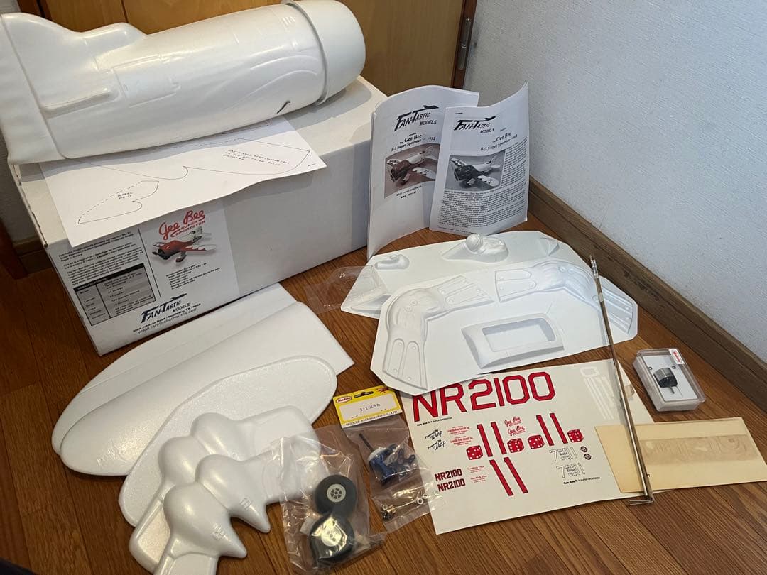 【未組立て】Gee Bee R1 Super Sportster