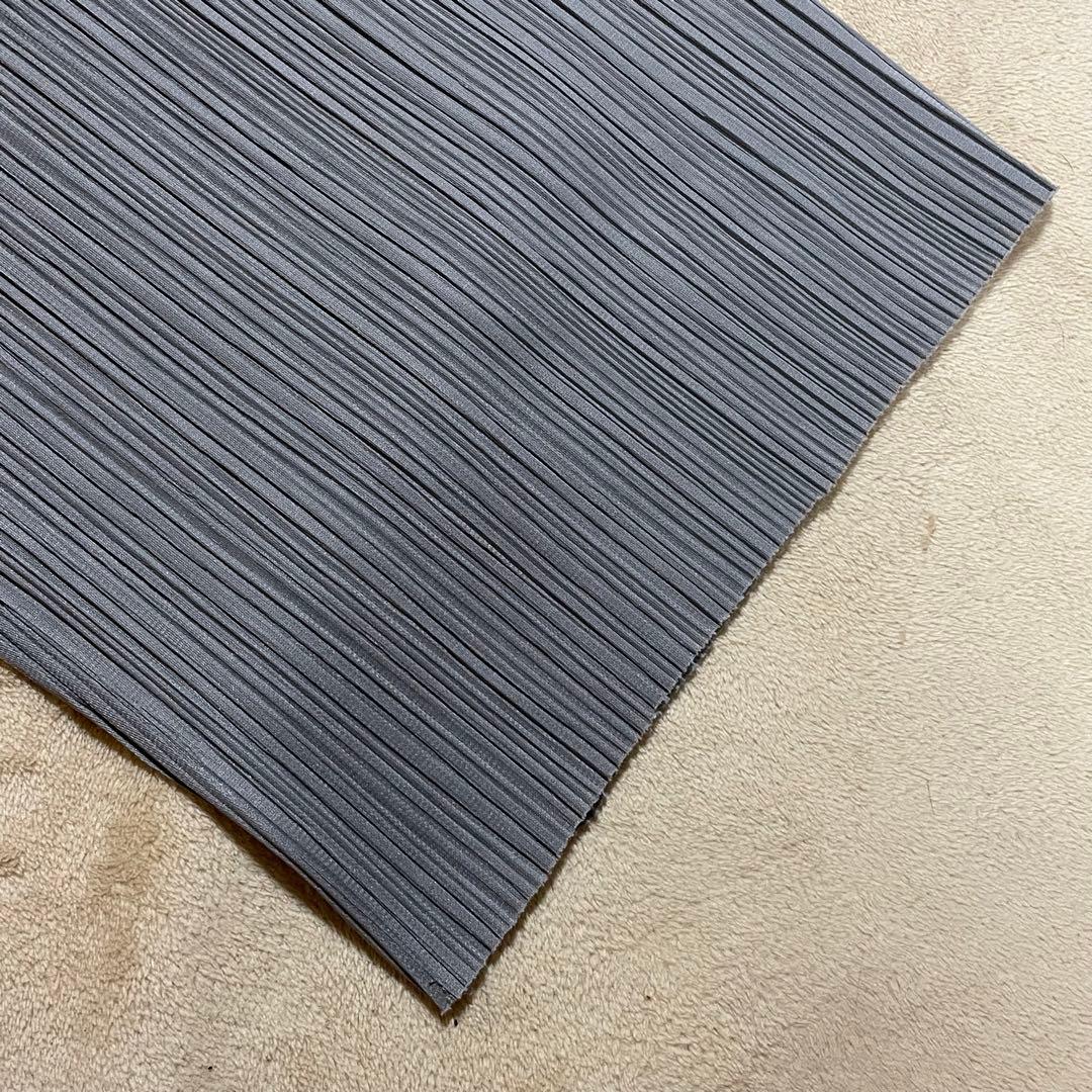 PLEATS PLEASE プリーツプリーズ　パンツ　グレー　イッセイミヤケ