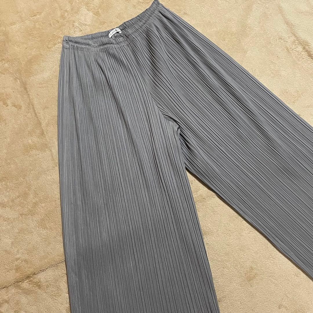 PLEATS PLEASE プリーツプリーズ　パンツ　グレー　イッセイミヤケ