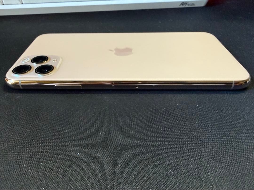 【海外版】iPhone 11 Pro Max 256GB ゴールドSIMフリー