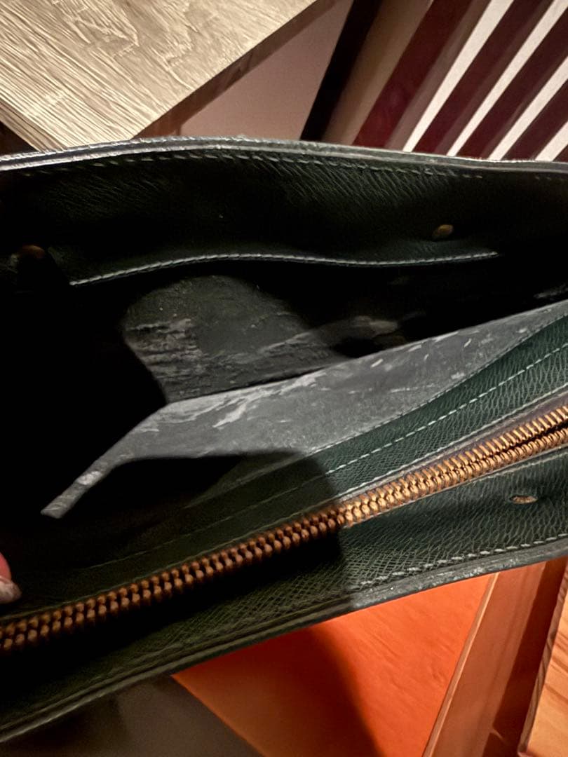 ルイヴィトン タイガ ロザン ビジネスバッグ グリーン