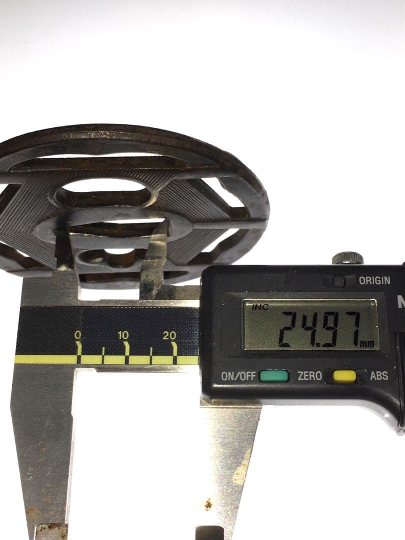 S12六角透かし鉄鍔・大小鍔一対 木箱付 武具・刀装具