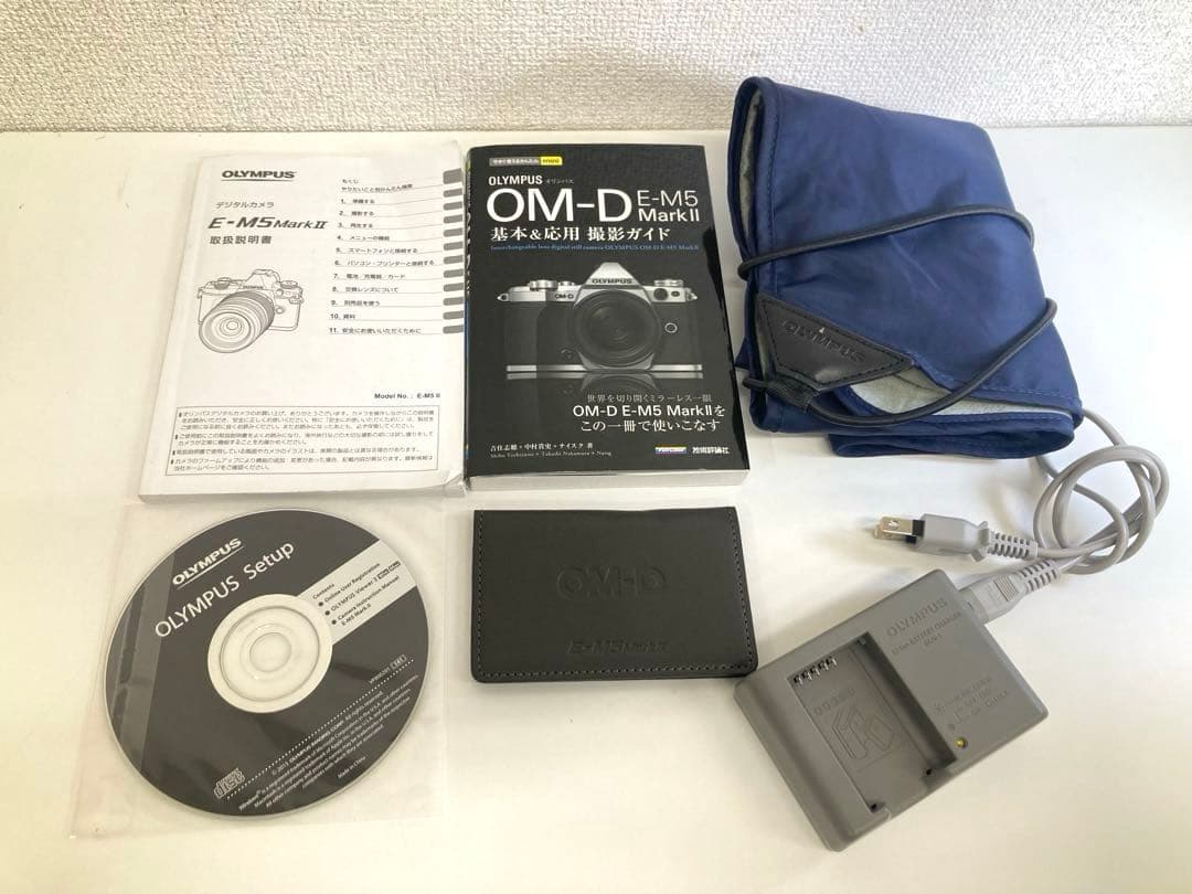 OLYMPUS オリンパスOM-D E-M5II ミラーレス一眼カメラ ブラック