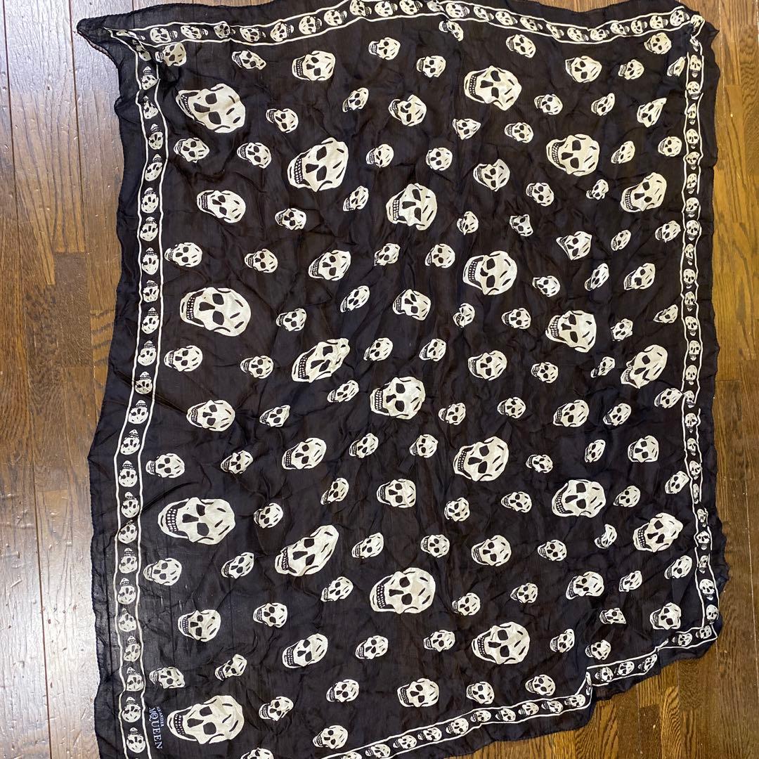 【a】Alexander McQueen スカル柄バンダナ