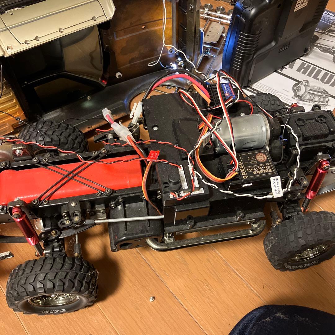 ハイラックス　ハイリフト　タミヤ　ラジコン