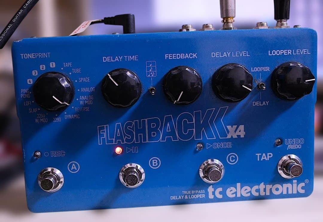 tc electronic FLASHBACK X4動作確認済み送料込匿名配送値