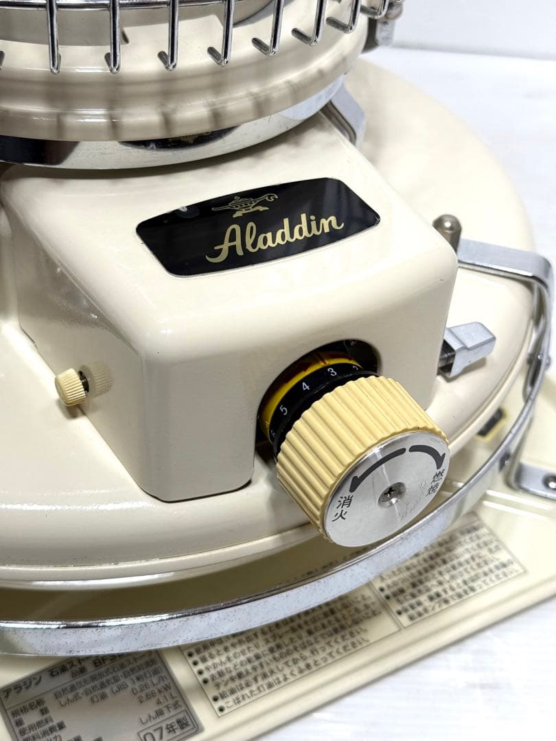 すぐ使えます 美品 使用少♪ アラジン 石油ストーブ BF3902 暖房