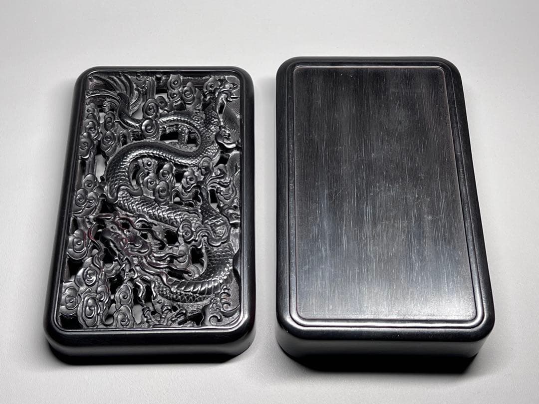 木製　小物入れ　香炉？　硯箱　巻雲龍紋　透彫　極細工　文房具　中国美術　唐木黑檀