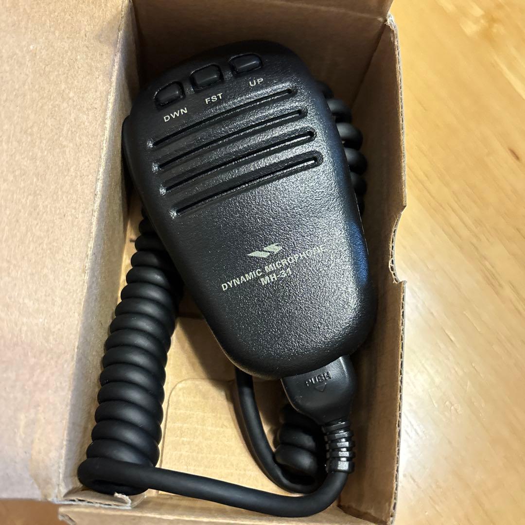 YAESU FT-817 アマチュア無線機