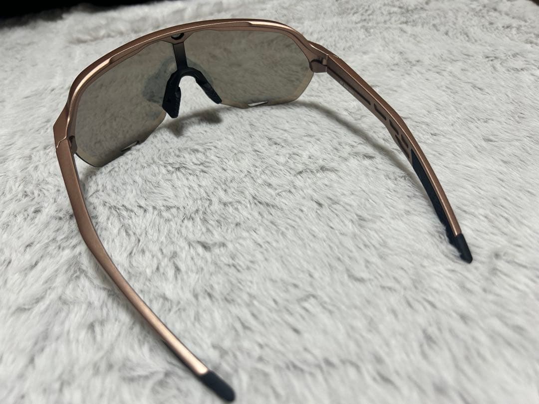 ワンハンドレッド　100% フアン・ソト選手着用モデル　スポーツサングラス