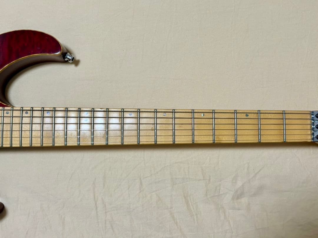 【ユキ】ESP MV-QM(Maverick Quilted Maple)