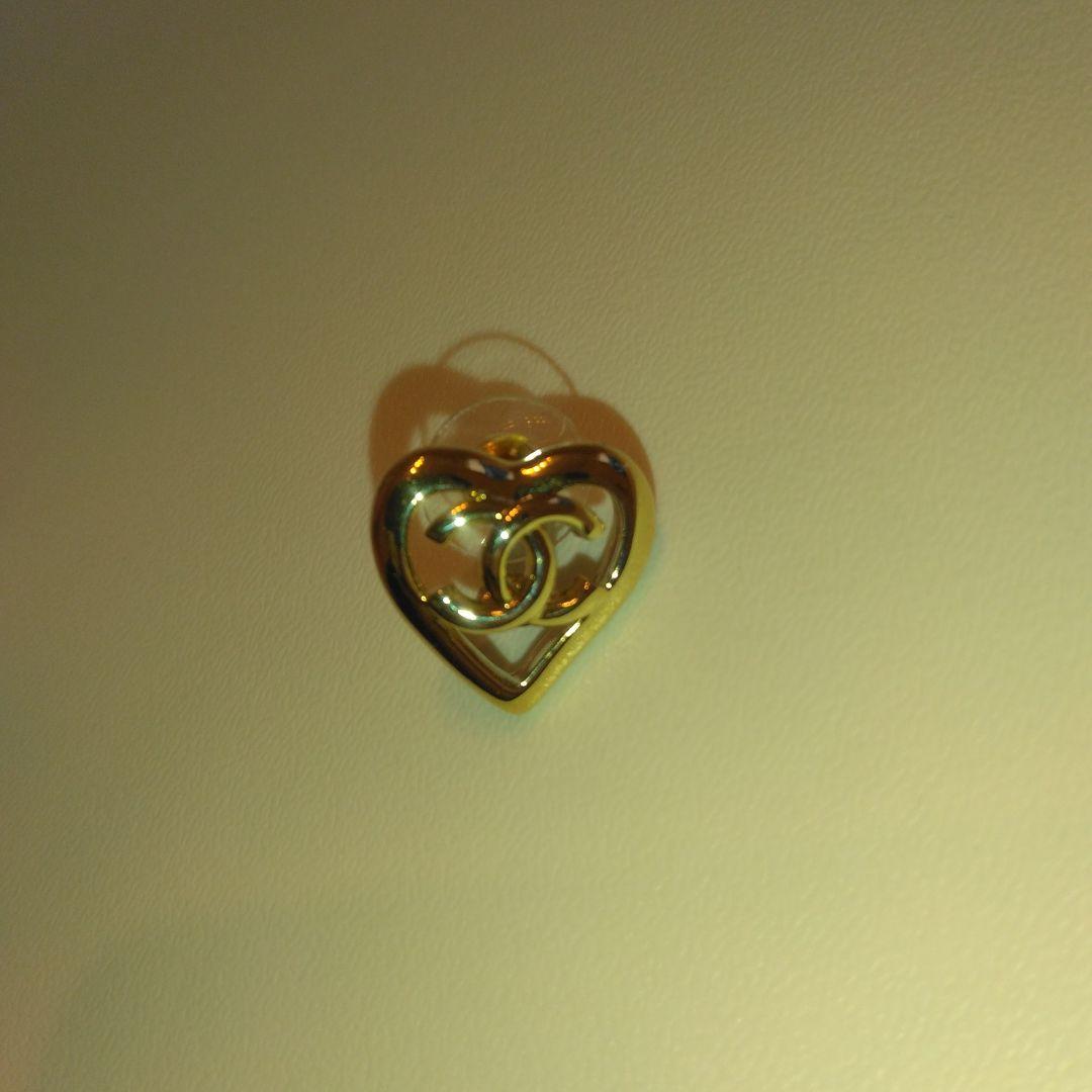 【極美品】CHANEL シャネル / ハート CC ロゴ ピアス　ココマーク