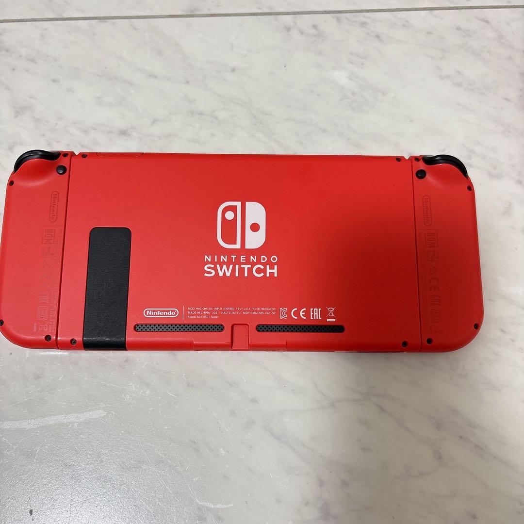 (ポーチつき)Nintendo switch本体 マリオversion.