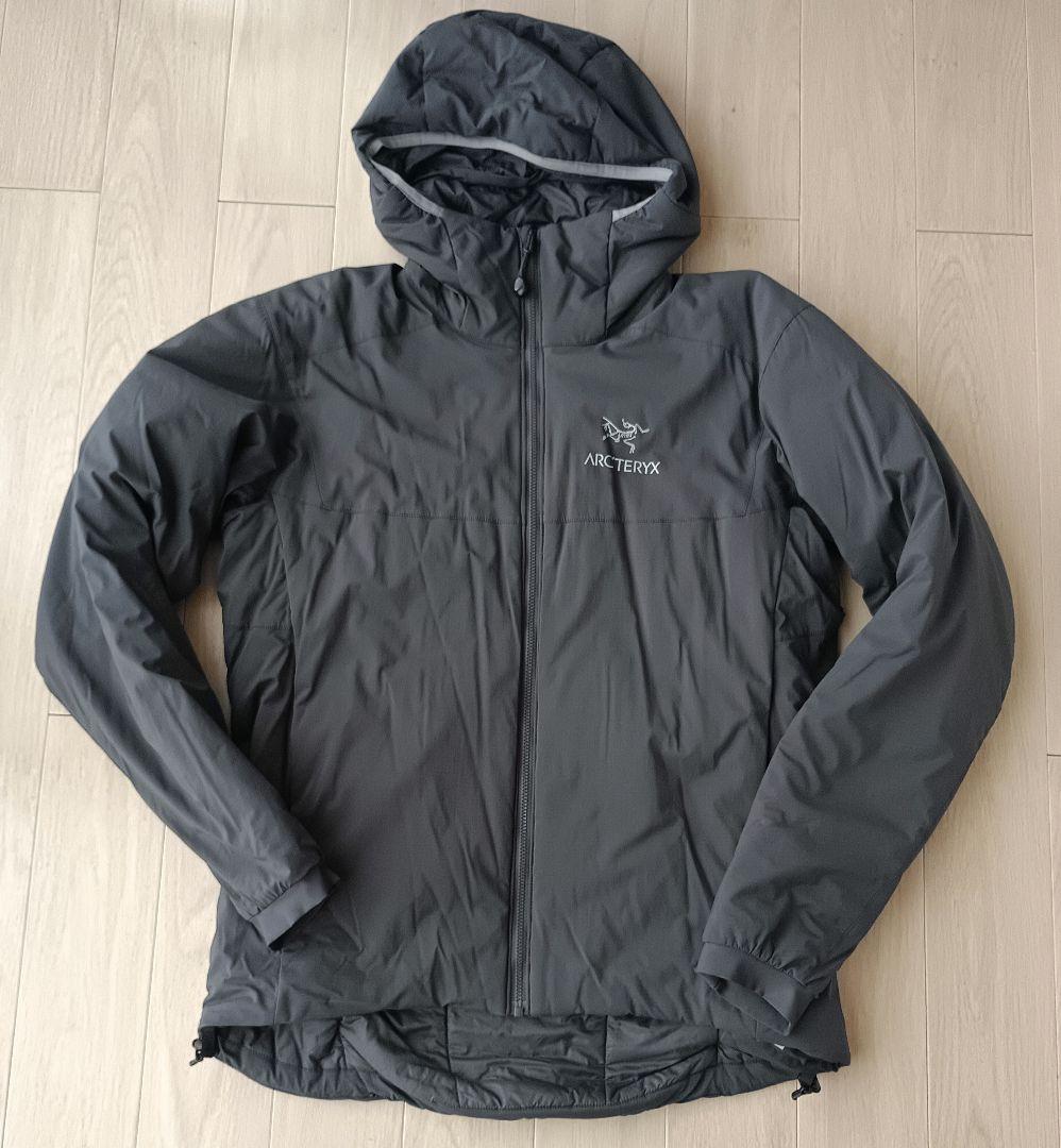 タグ有美品　ビームス購入 ARC’TERYX　atomarhoody　Pilot