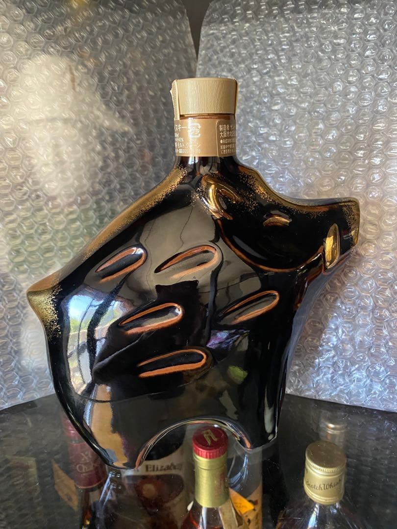 サントリーローヤル12年亥　干支ボトル