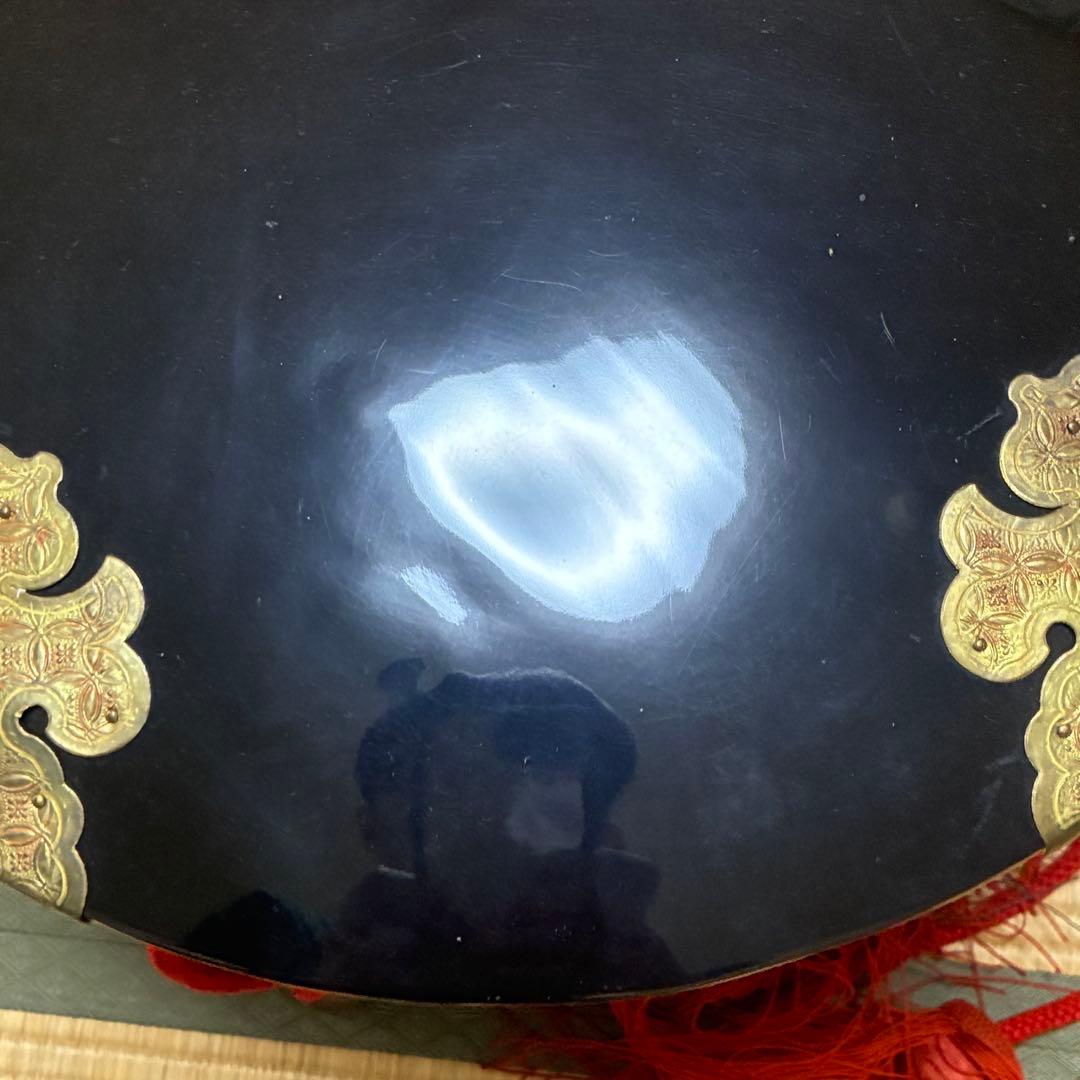 漆器　行器　外居　円筒型　4本脚　蓋付き　年代物アンティーク品　餅まき用　木箱付