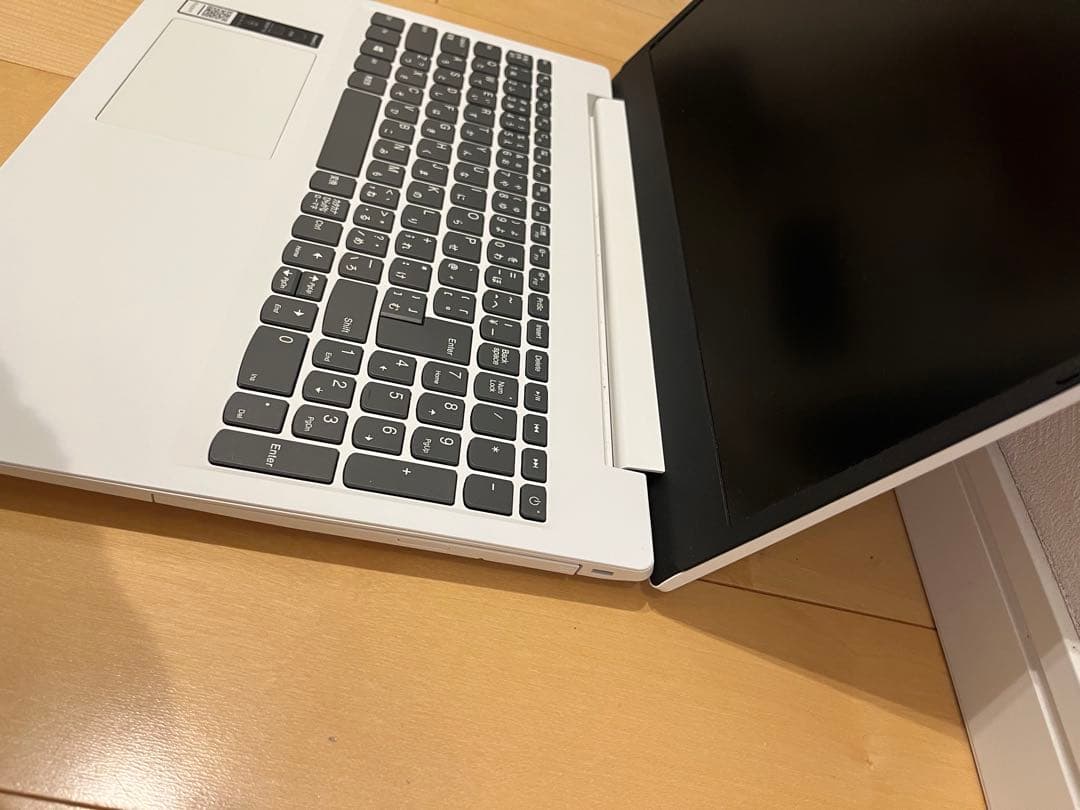 Lenovo CORE i5ノートPCホワイト ジャンク品 Windows