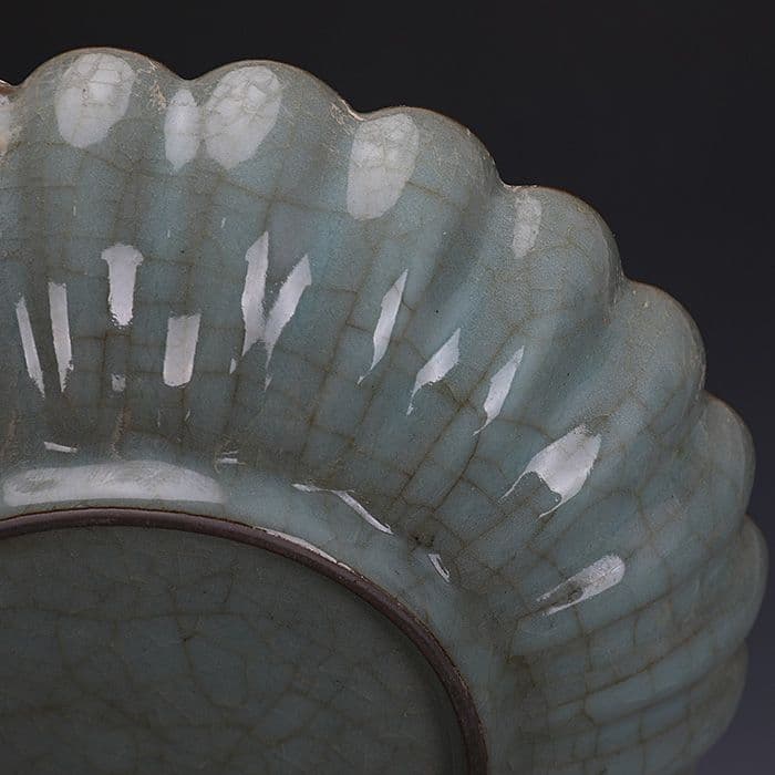 中国 青磁 皿 青磁 龍泉窯  陶磁器 装飾品 現代工芸品美術品 置物