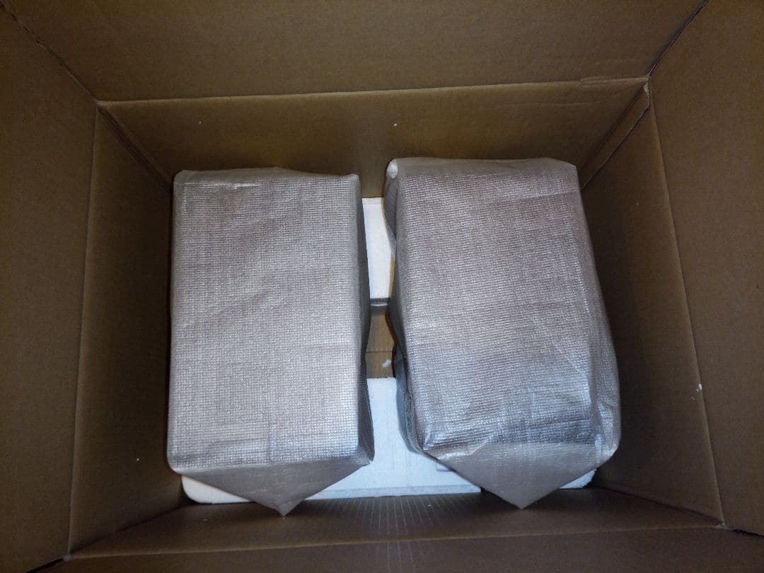 【新品・自宅保管】KEF Q100 ブックシェルフ スピーカー ペア