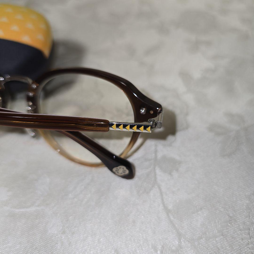 鬼滅の刃　善逸モデル　眼鏡 　ミニタオル付き