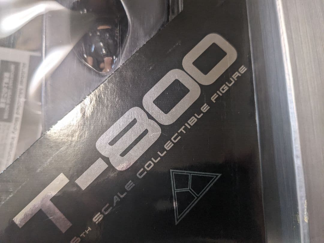 ホットトイズ ターミネーター T-800 MMS136 アクションフィギュア