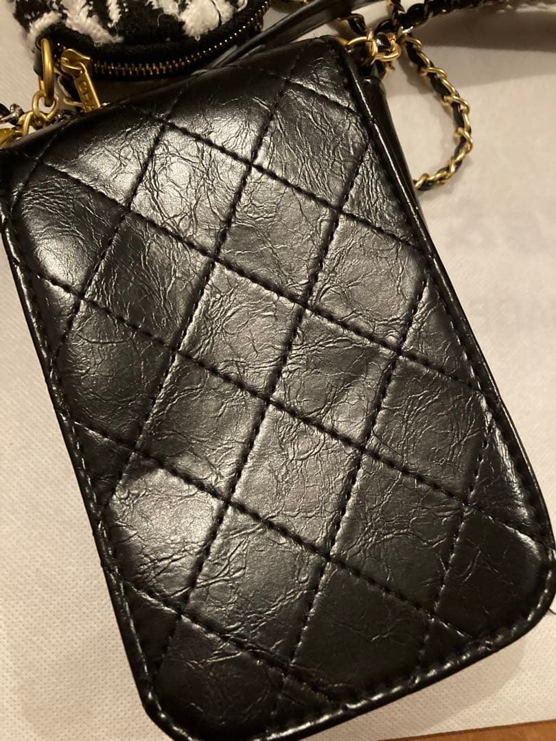 CHANEL ツイード　ノベルティー　スマホ　シャネル　ショルダーバッグ