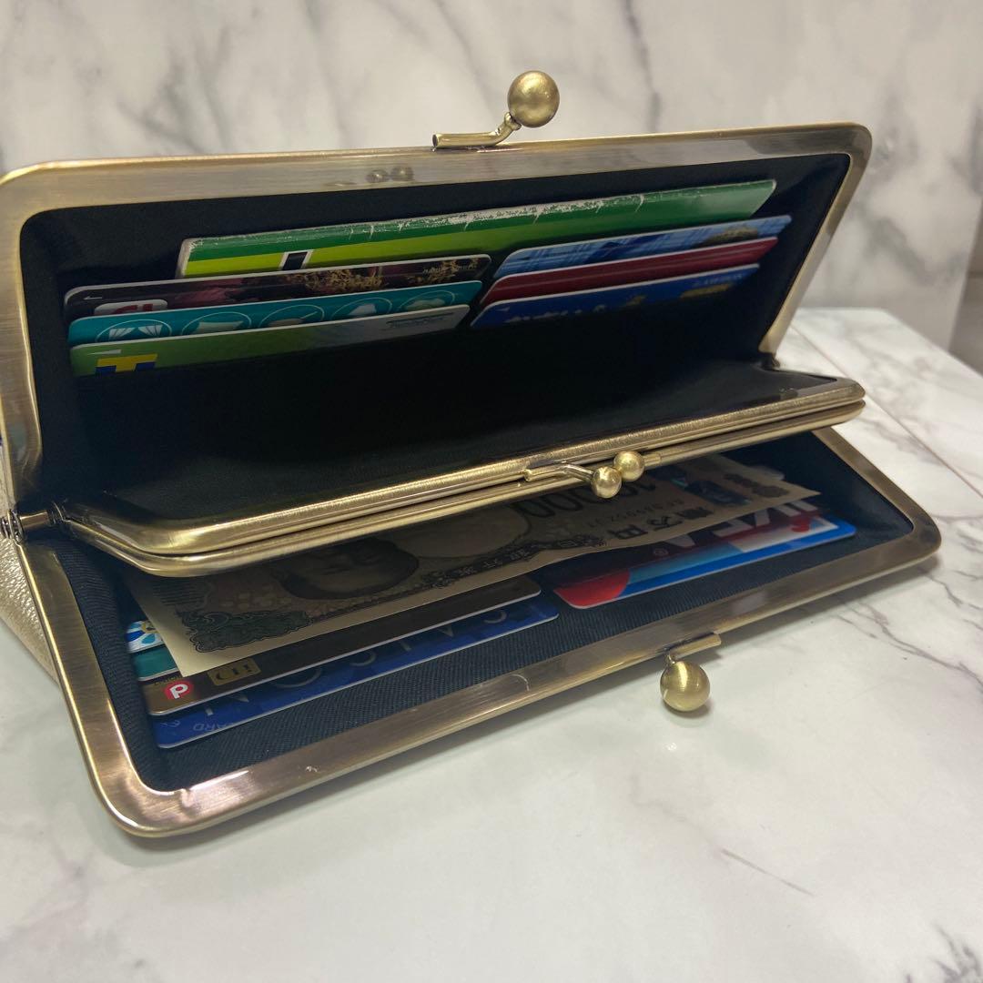 ハッピー　ハンドメイド本革がま口長財布