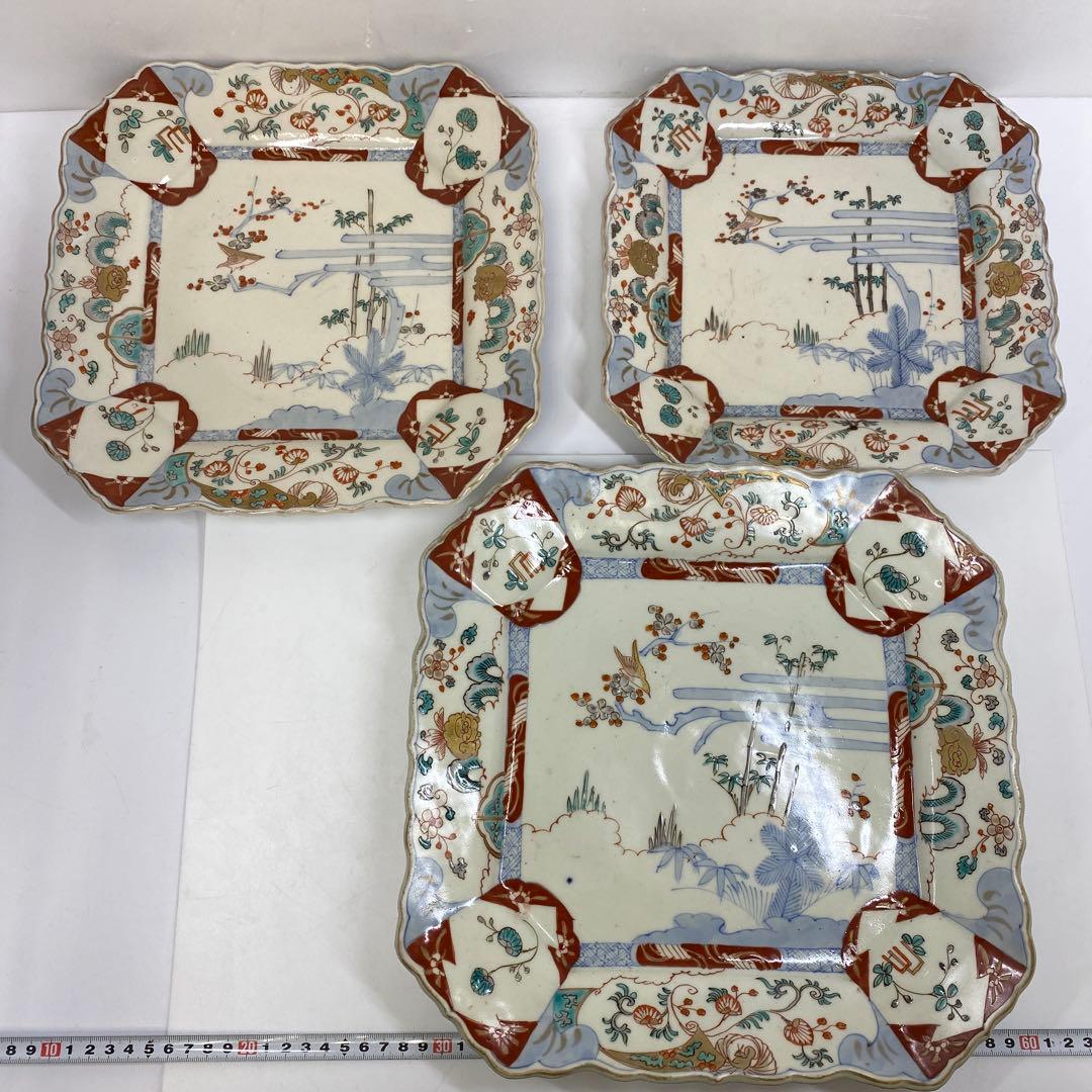 古伊万里　染錦大皿　三ツ組　共箱　タニト　東さ7-0327①