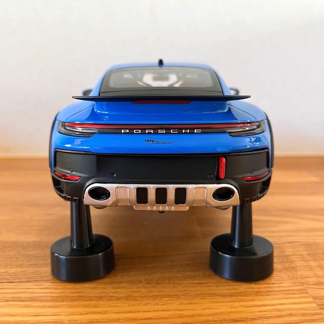 【ミニカー 美品】1/18 ミニチャンプス ポルシェ 911 ダカール 2022