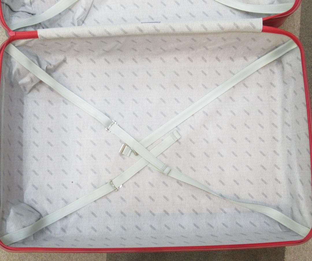 RIMOWA リモワ　スーツケース　四輪　Lサイズ 　赤　中古品