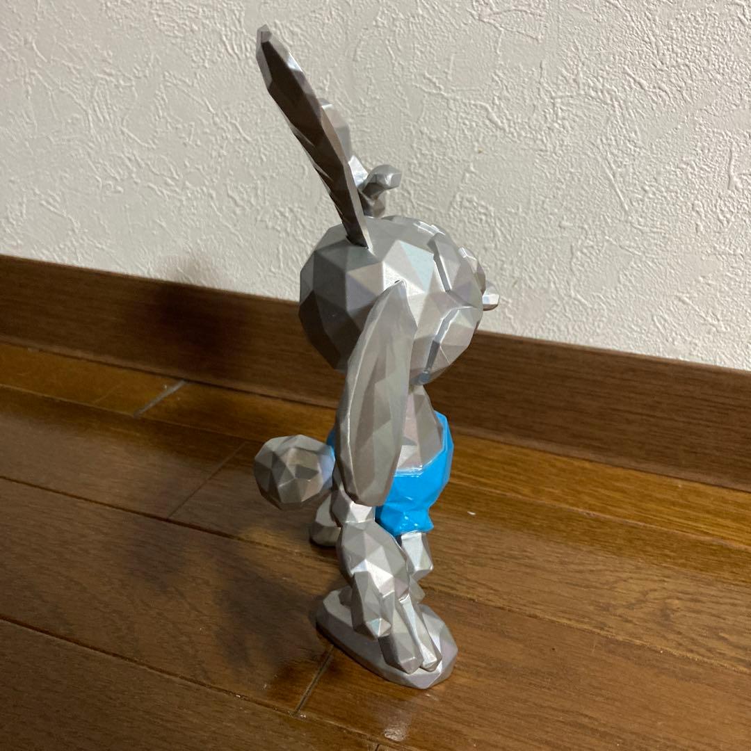 ディズニー　ドナルド90周年 腕時計　オズワルド100周年限定フィギュア　セット