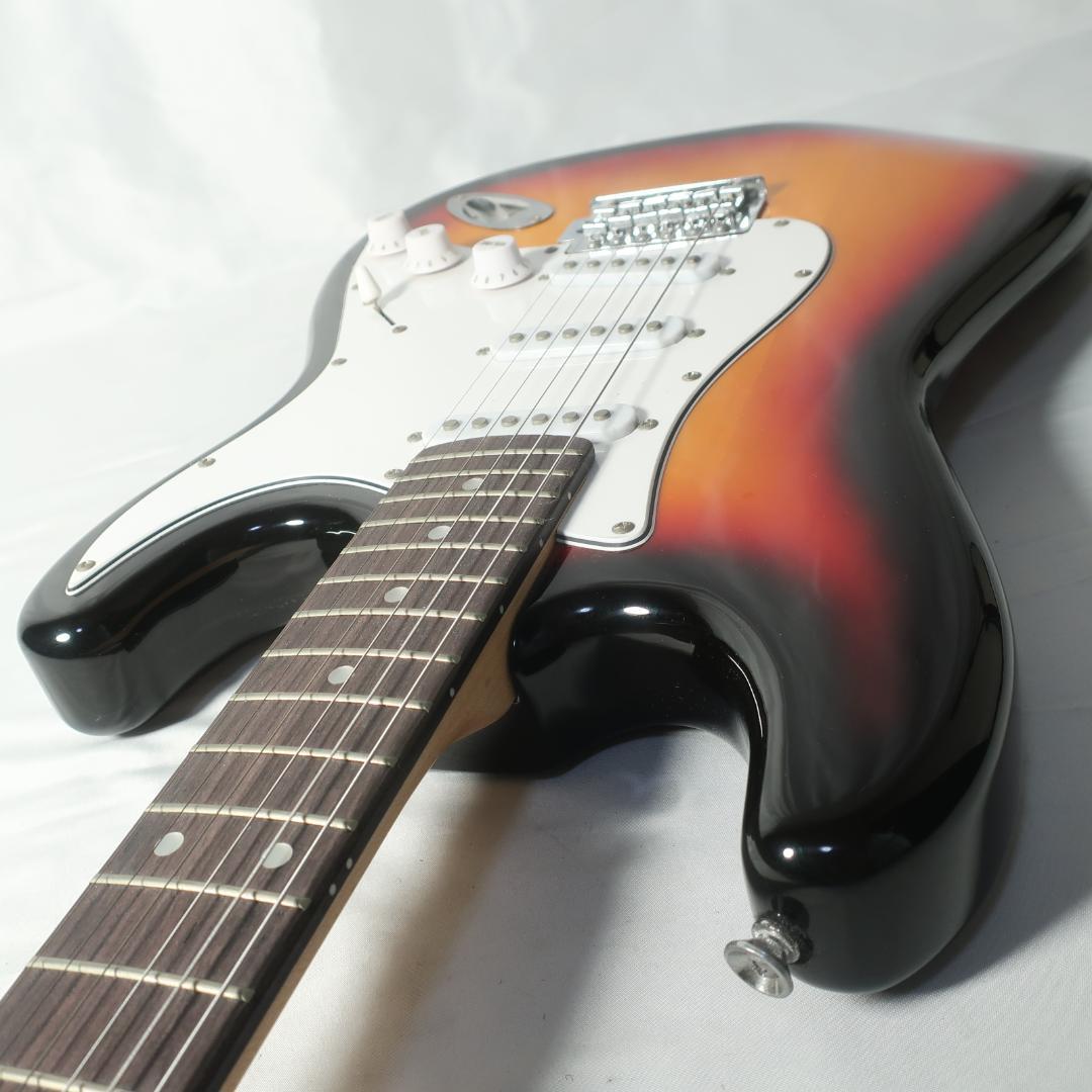 Legend ストラトタイプ エレキギター 3トーンブラウン