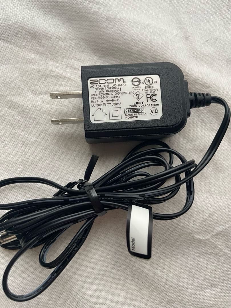 ZOOM G1X FOUR 別売純正ACアダプター付き