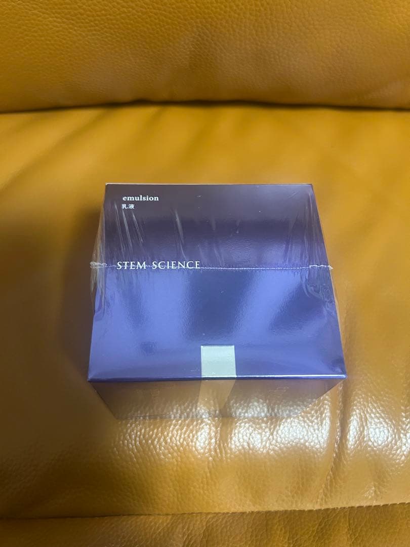 新品未使用品episteme ステムサイエンスエマルジョンc