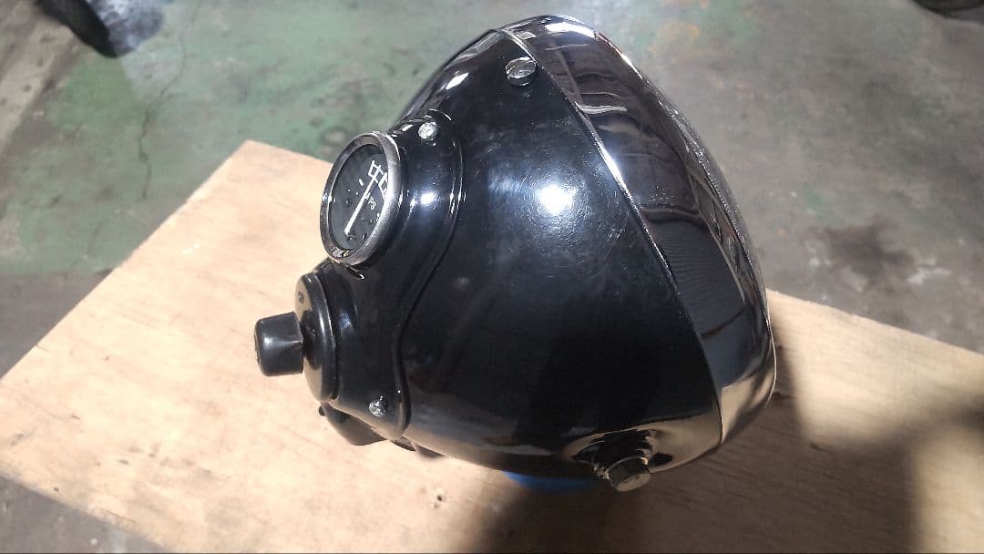 ルーカス Lucas SSU700タイプ ヘッドライト 7インチ　汎用