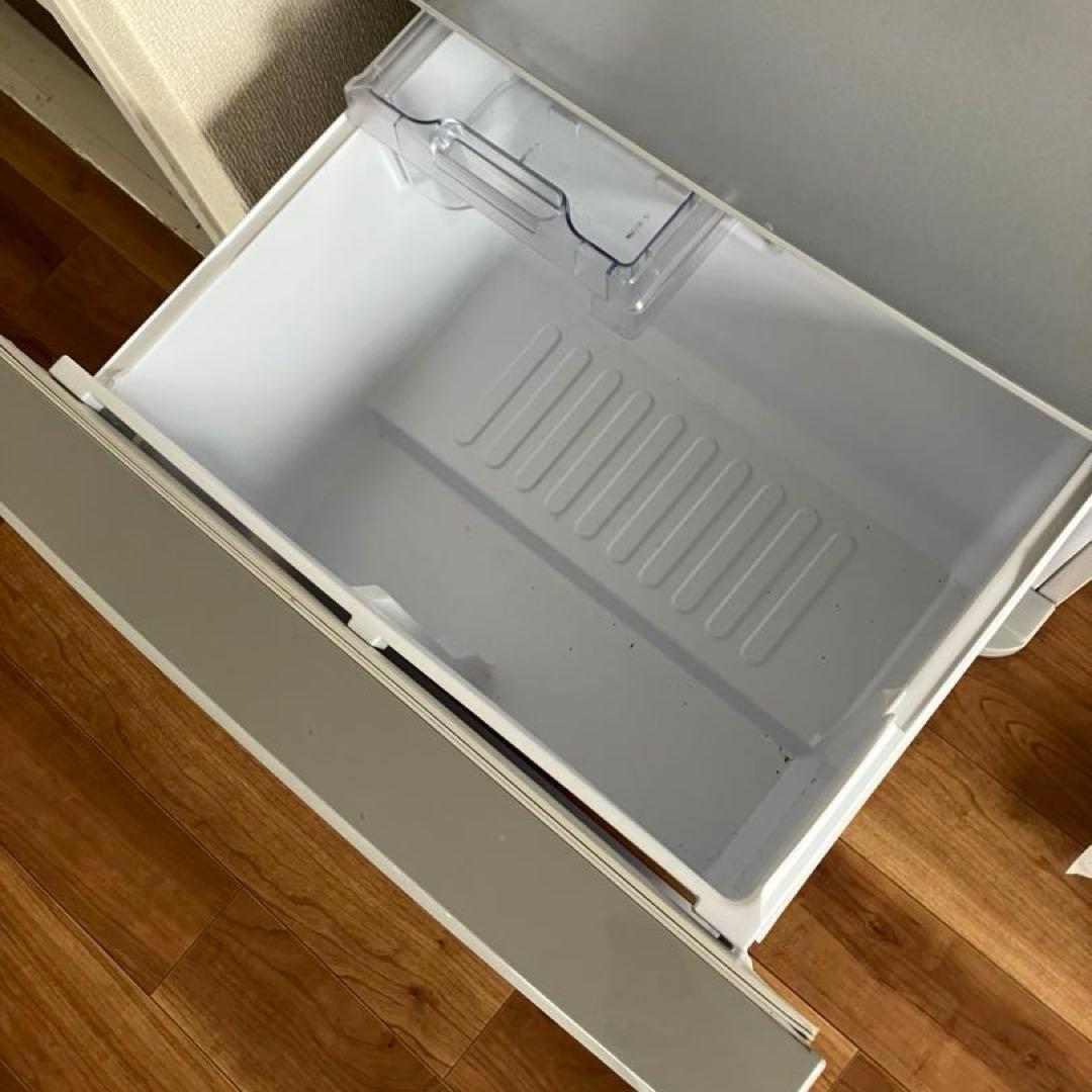 V*m様 どっちもドア★SHARP 3ドア冷蔵庫 SJ-W352E-S