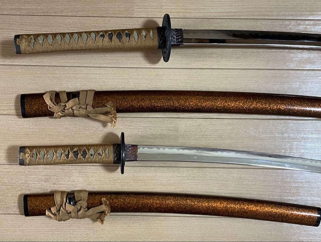 模造刀　居合刀　太刀　脇差　刀掛け　武具　b414