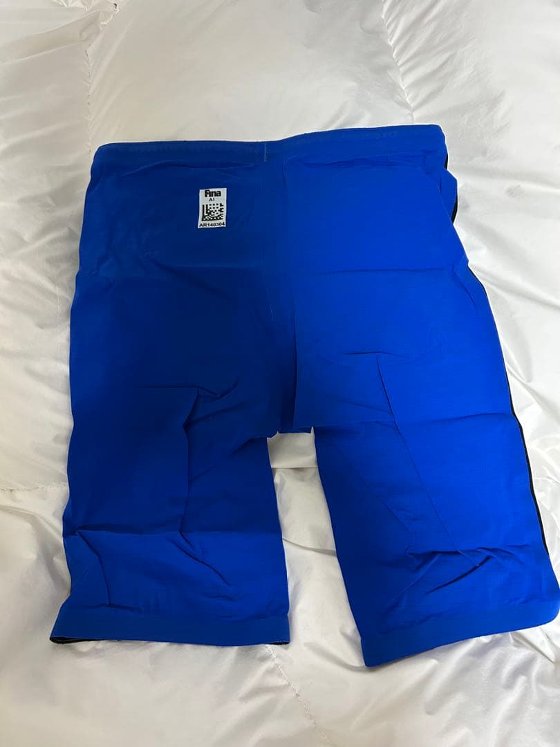 arena パワースキン カーボンエア メンズ Mサイズ