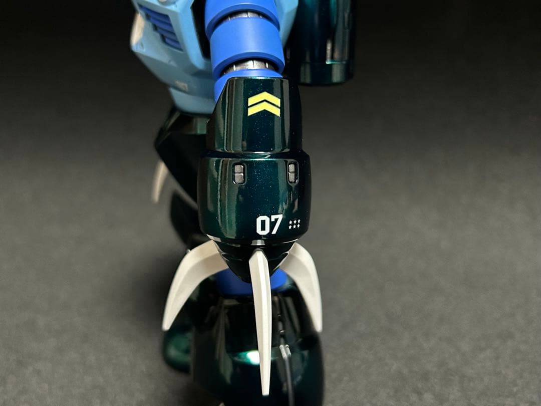 MGズゴック量産型イメージキャンディーグラデーション一部艶消し塗装済完成品