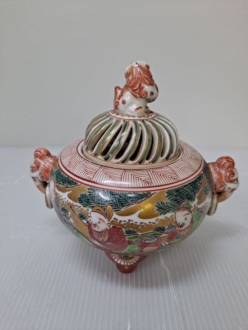 九谷焼 未使用 耳付き 三つ足香炉 赤絵 つまみ狛犬 アンティーク