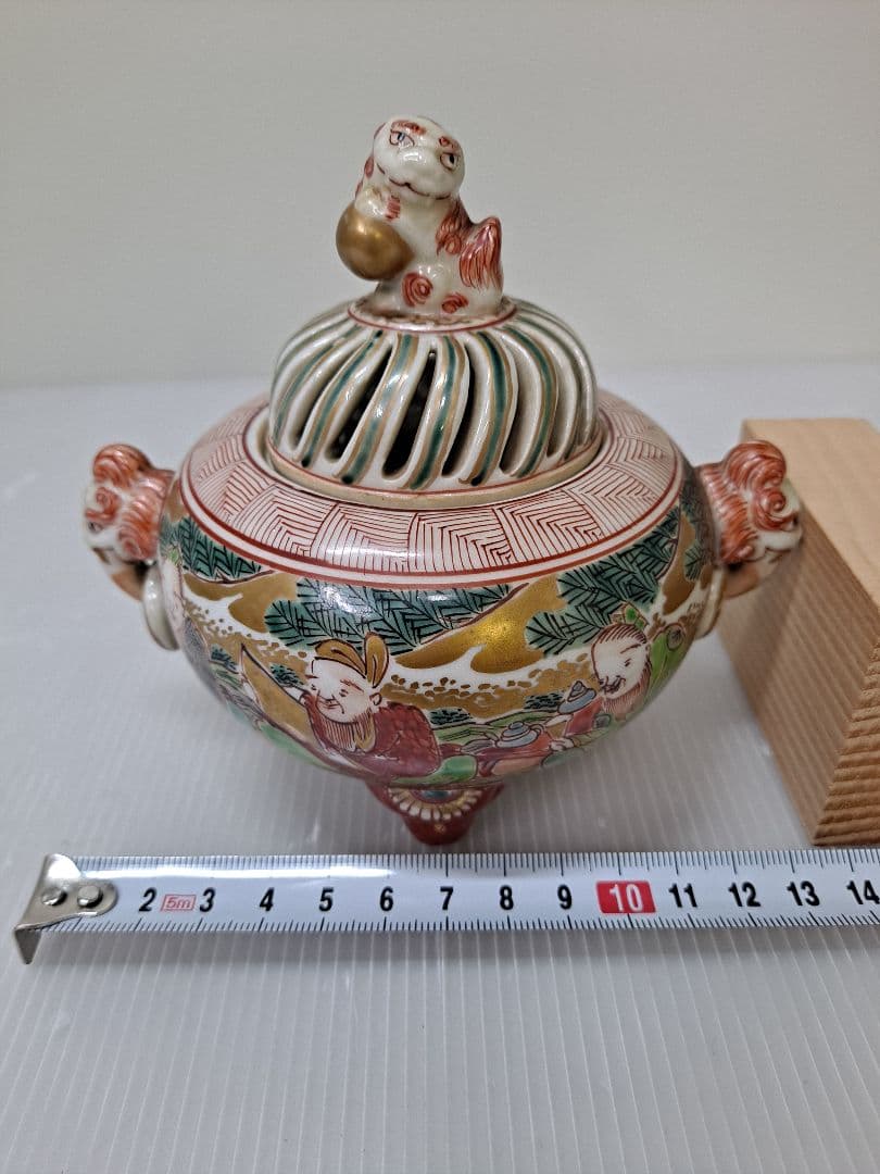 九谷焼 未使用 耳付き 三つ足香炉 赤絵 つまみ狛犬 アンティーク