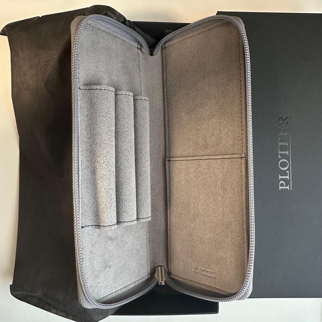 PLOTTERプロッターアメリカ限定ホースヘアーIIペンケース ネイビー+グレー